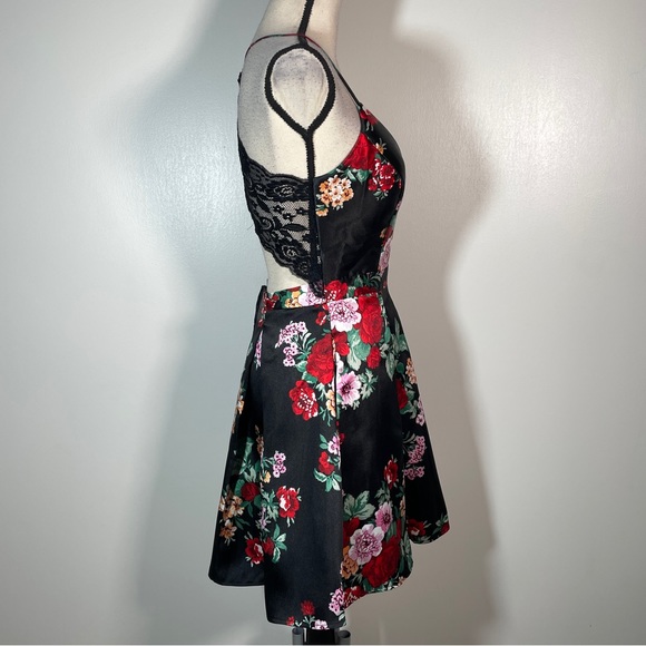 B.Smart Black Red Green Floral Sweetheart Neck Spaghetti Strap Party Dress 9 - Picture 7 of 12